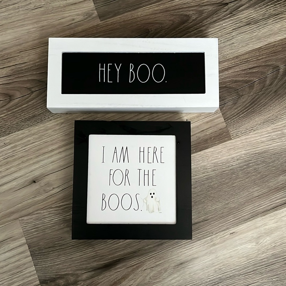 Bundle of two Rae Dunn Halloween Signs